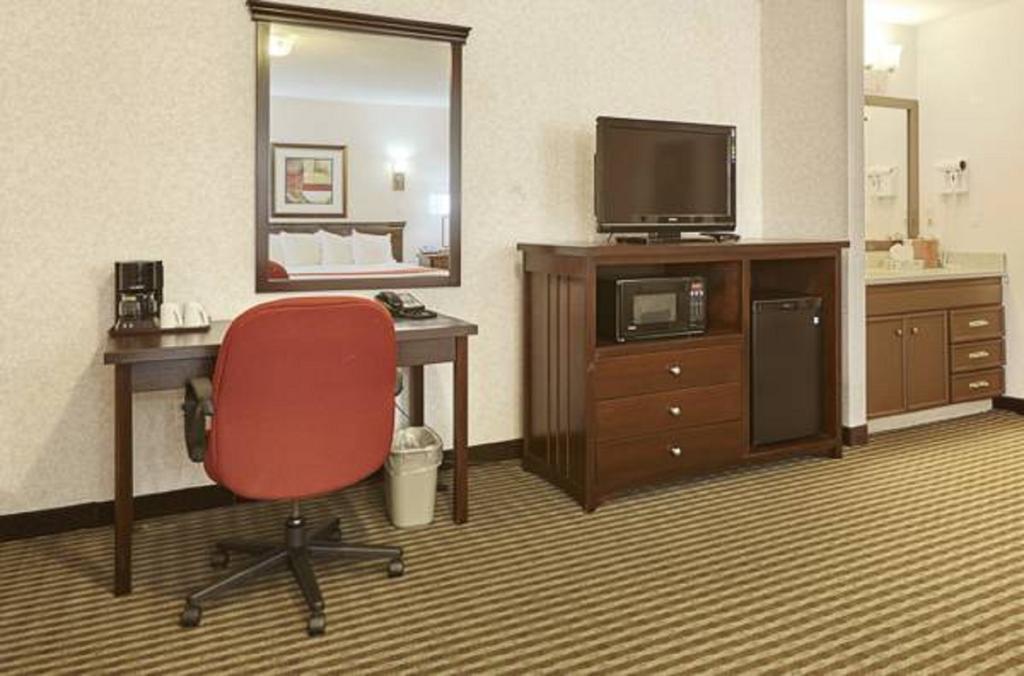 Hotel Ramada By Wyndham Abbotsford Zimmer foto